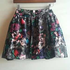 DONATED 6/30/2024 - Candies Floral Skirt